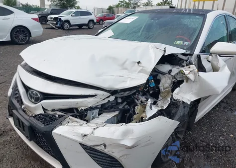 2019 Toyota Camry Xse z USA, uszkodzony, nr VIN 4T1B61HK2KU854076